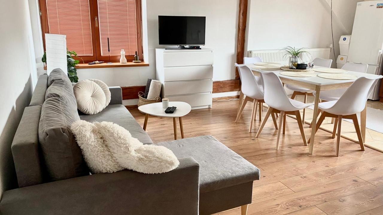 Sunny Attic Apartment 兹沃伦 外观 照片